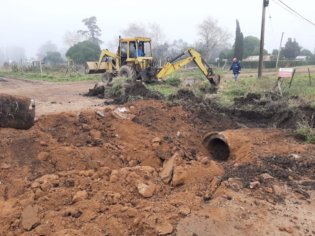 Tareas de Bacheo y Canalización de Desagües